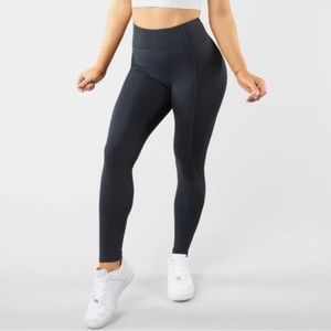 BuffBunny Outlaw‎ Black Leggings Medium